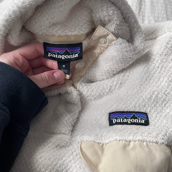 Patagonia Tops - Patagonia Cream Fleece Hoodie